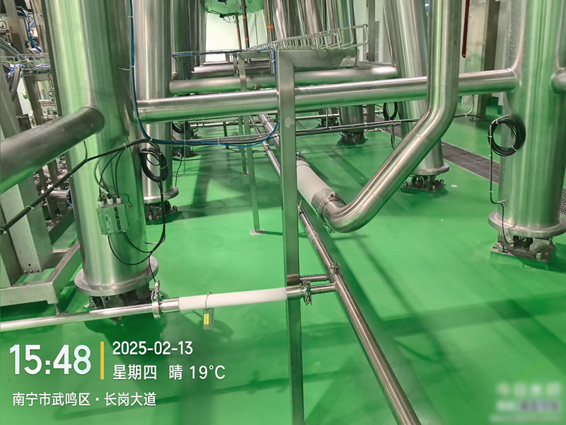 工业抽吸塑料管:食品/医药/汽车行业耐久性提升与选型保养指南插图4 工业抽吸塑料管:食品/医药/汽车行业耐久性提升与选型保养指南插图4