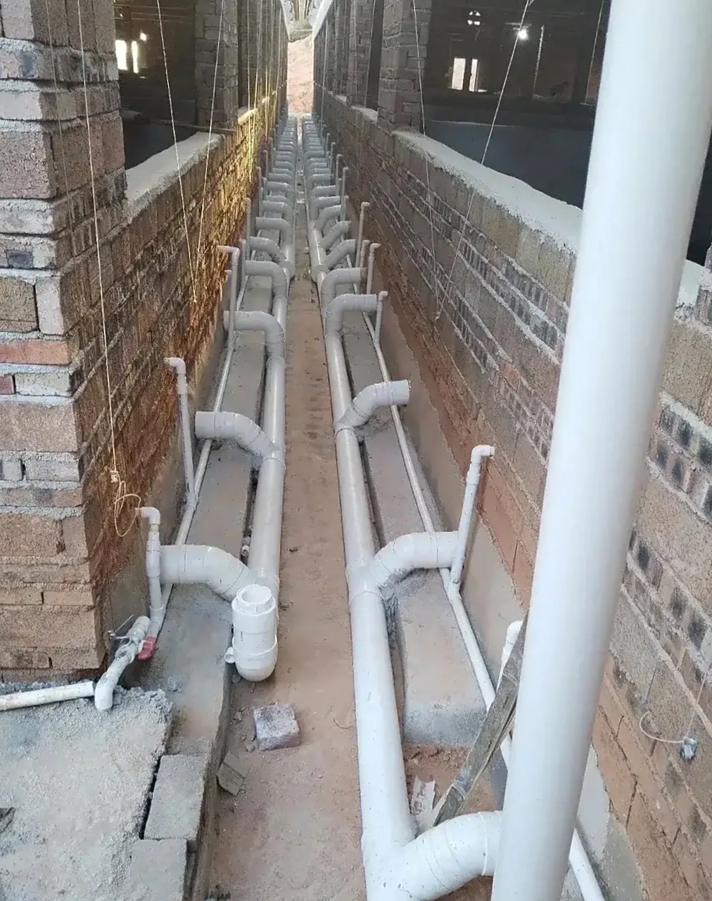 养猪场输送软管选型:适配粪污/饲料/药液场景,耐用防漏省心插图3 养猪场输送软管选型:适配粪污/饲料/药液场景,耐用防漏省心插图3